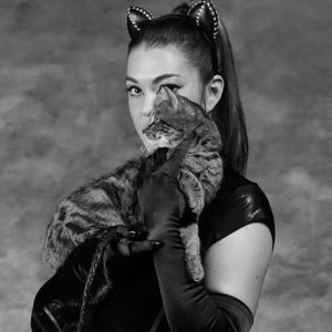 Meet your Posher, Chrissy